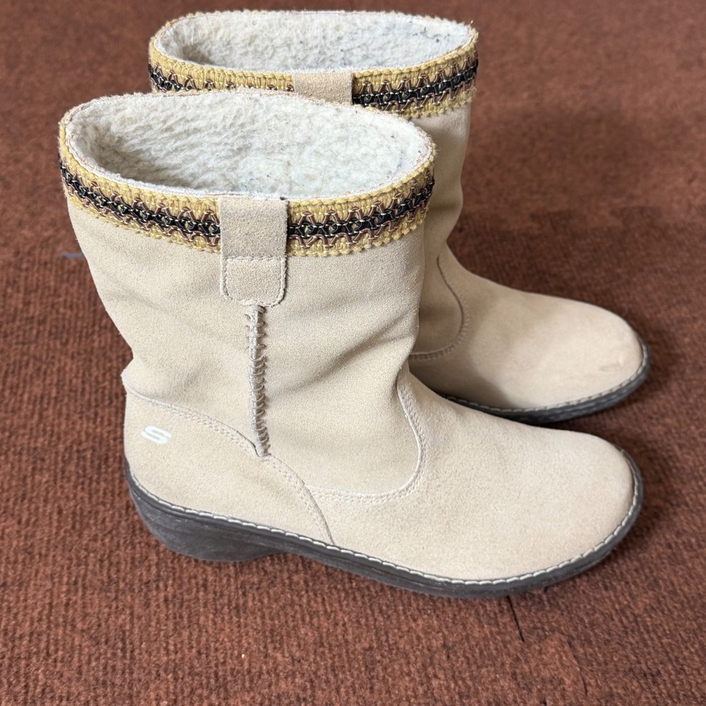 Skechers Womens Tan Suede Faux Fur Lined Mid Calf Boots 46544 Size 6 casual fit